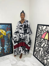 Load image into Gallery viewer, Lace Insert Kaftan
